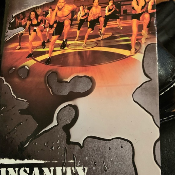 Insanity workout video - Picture 1 of 4